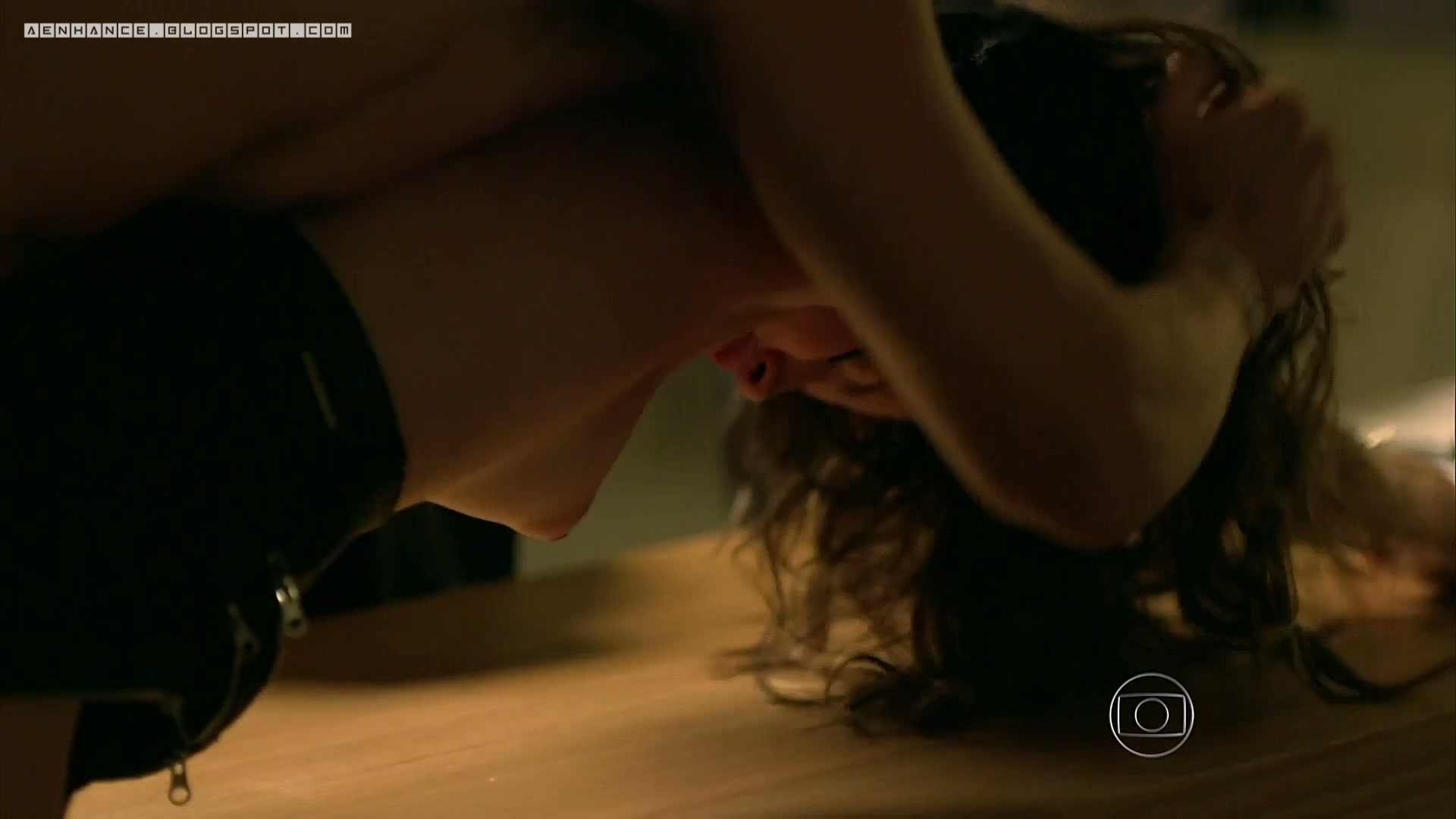 Agatha Moreira nua pelada em Verdades Secretas
