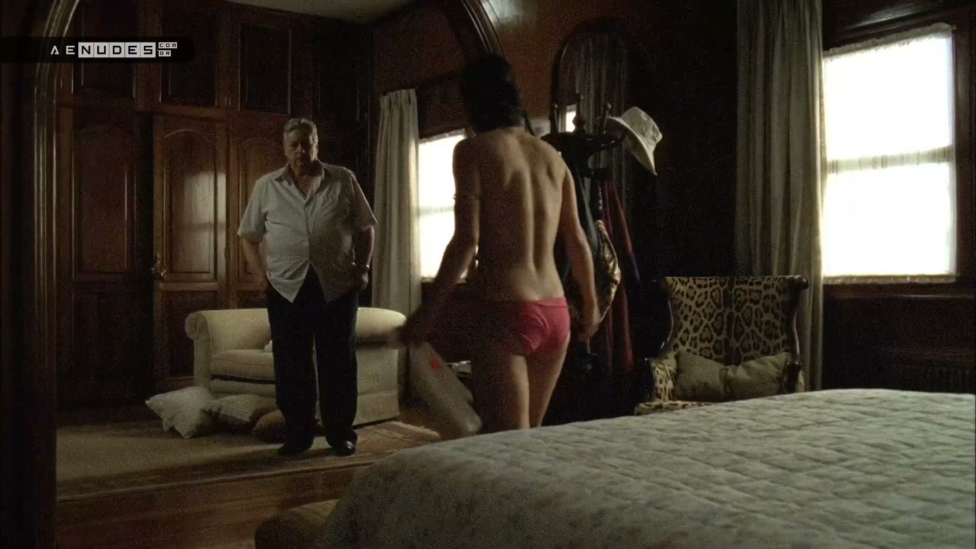 Alice Braga nua pelada em Cabeca a Premio