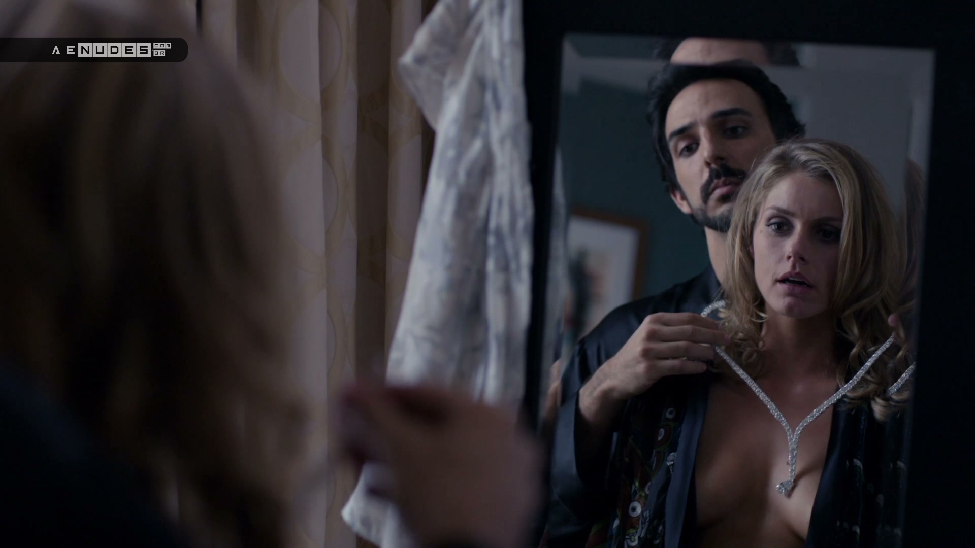 Brianna Brown nua pelada em Homeland