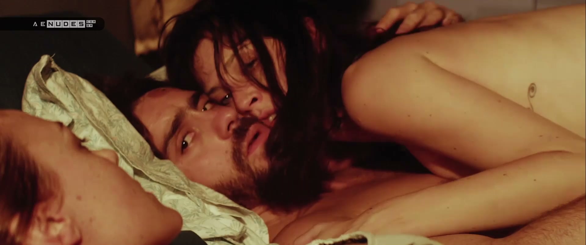 Christiana Ubach nua pelada em This Is Not A Song Of Hope