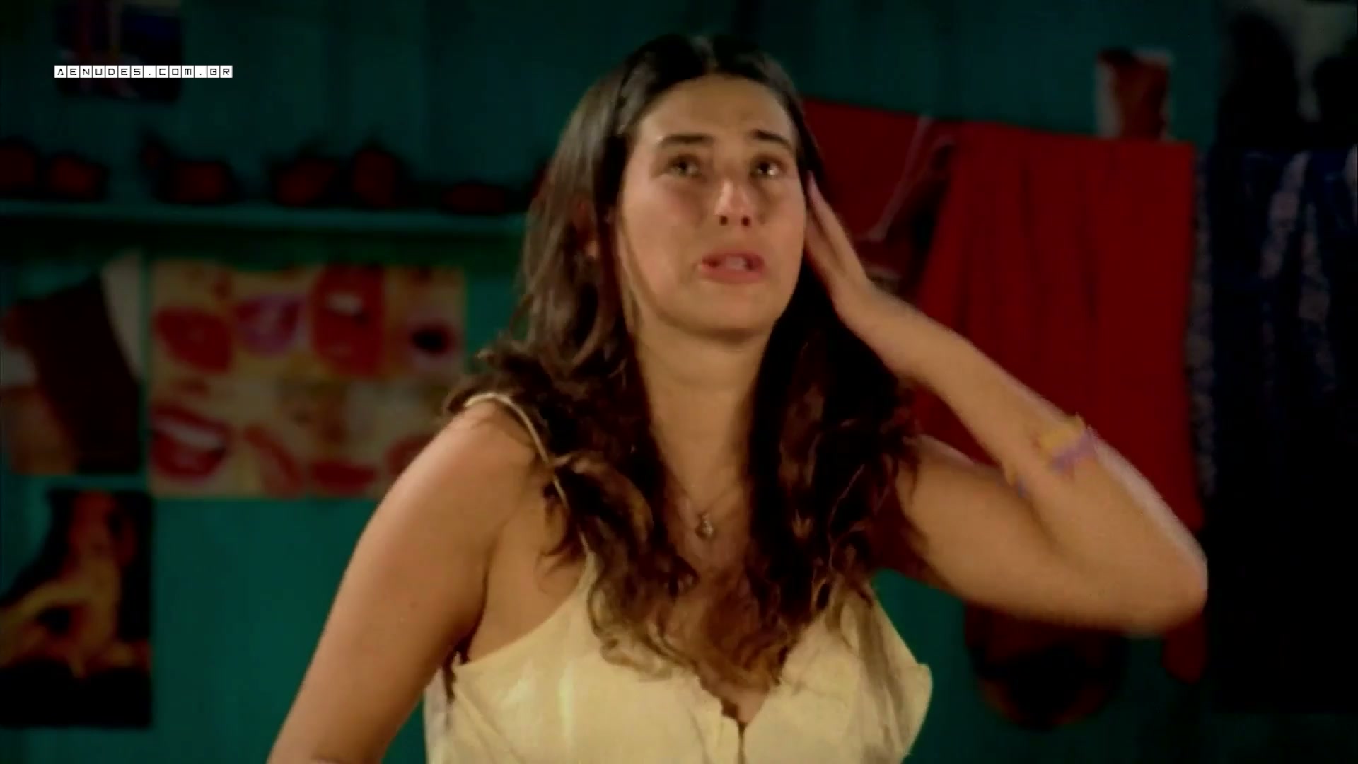Fernanda Paes Leme nua pelada em O Homem Que Desafiou o Diabo