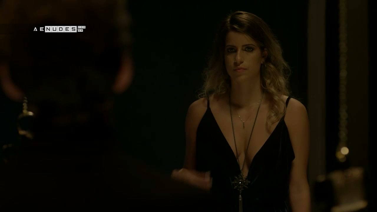 Maria Bopp nua pelada em Me Chama de Bruna