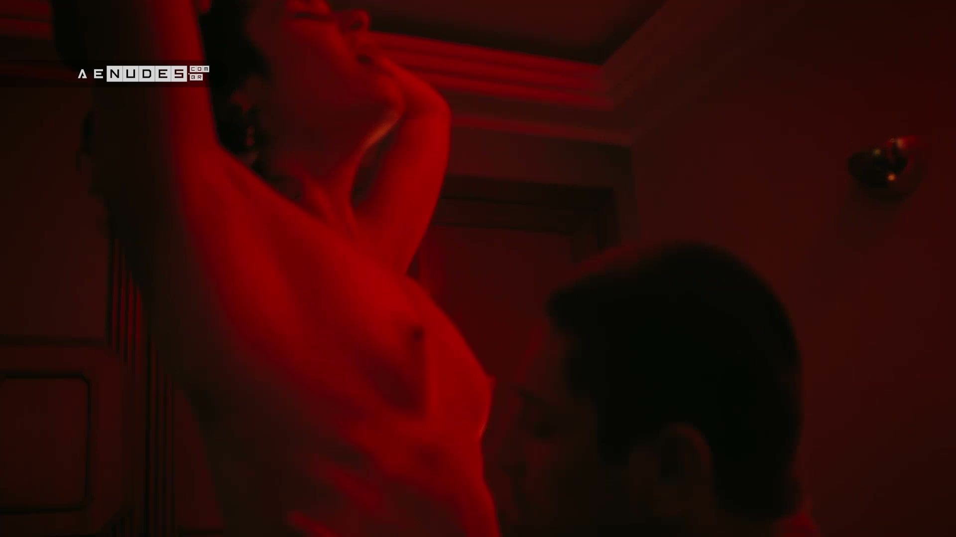Maria Flor nua pelada em Irmaos Freitas
