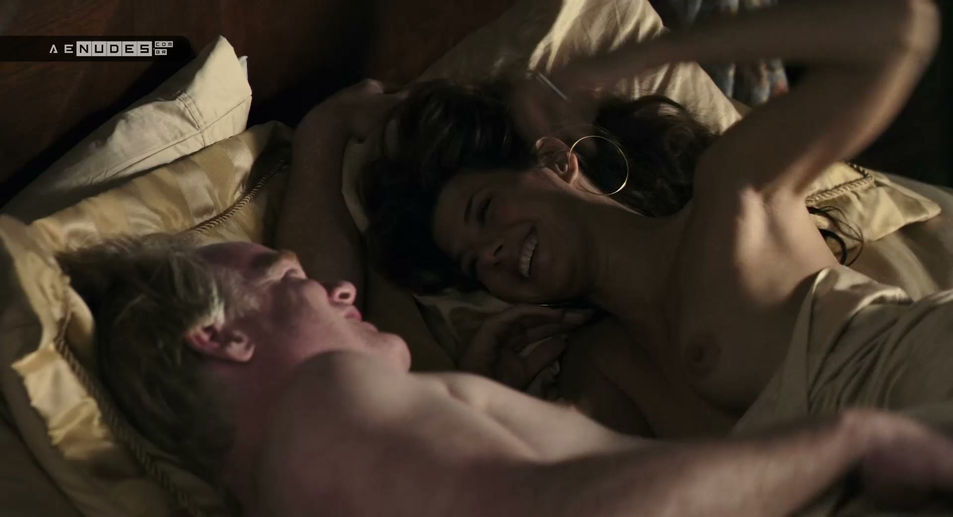 Marisa Tomei nua pelada em Before The Evil