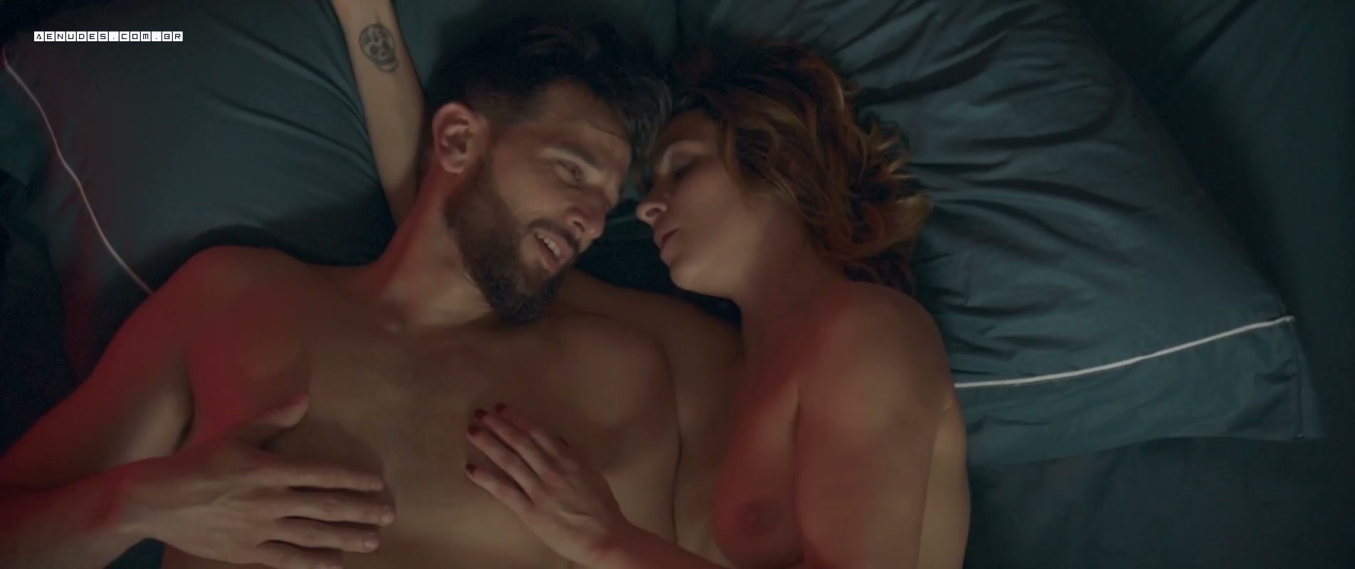 Natalia Tena nua pelada em Sangre