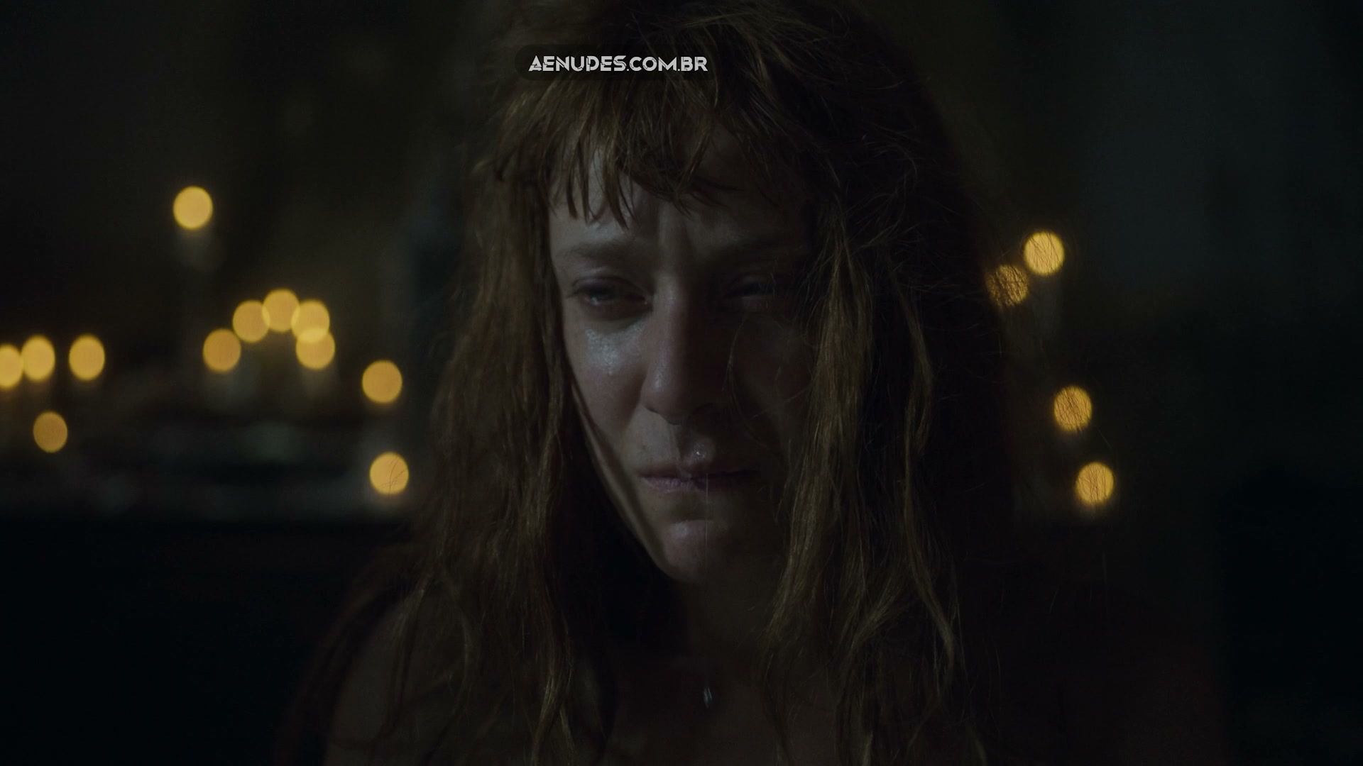 Caroline Abras nua pelada em Vale Dos Esquecidos