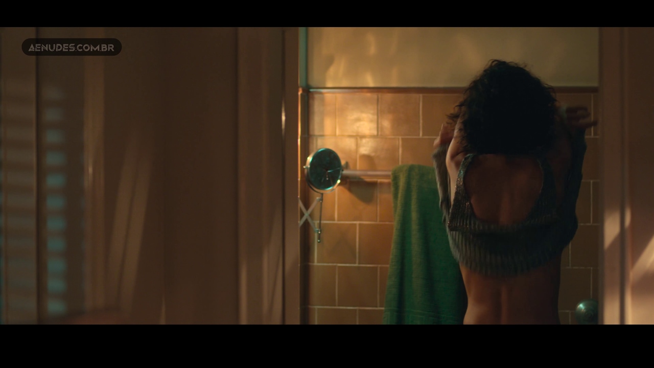 Debora Nascimento nua pelada em Olhar Indiscreto