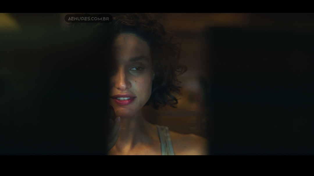 Emanuelle Araujo nua pelada em Olhar Indiscreto