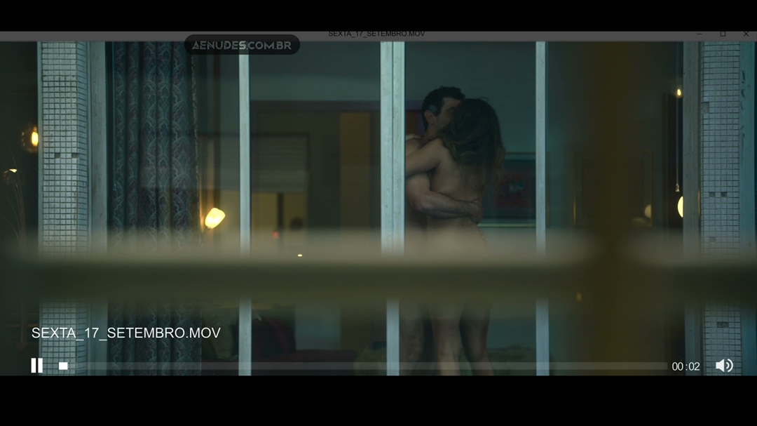 Emanuelle Araujo nua pelada em Olhar Indiscreto