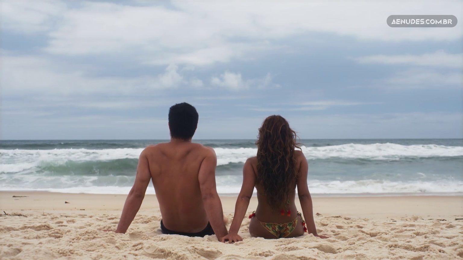 Lucy Alves nua pelada em Travessia