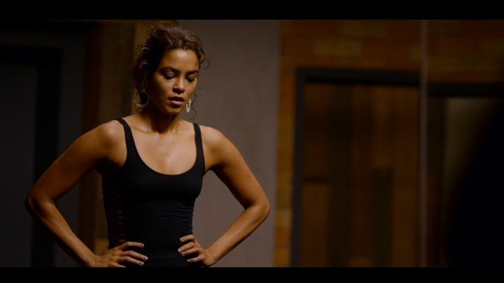 Lucy Alves nua pelada em So se For Por Amor