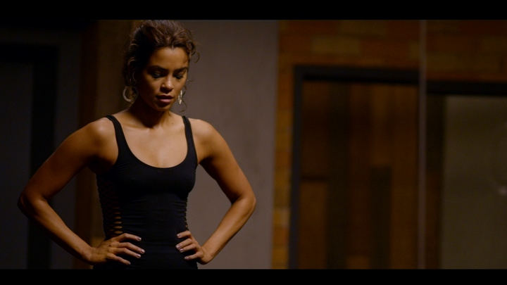 Lucy Alves nua pelada em So se For Por Amor