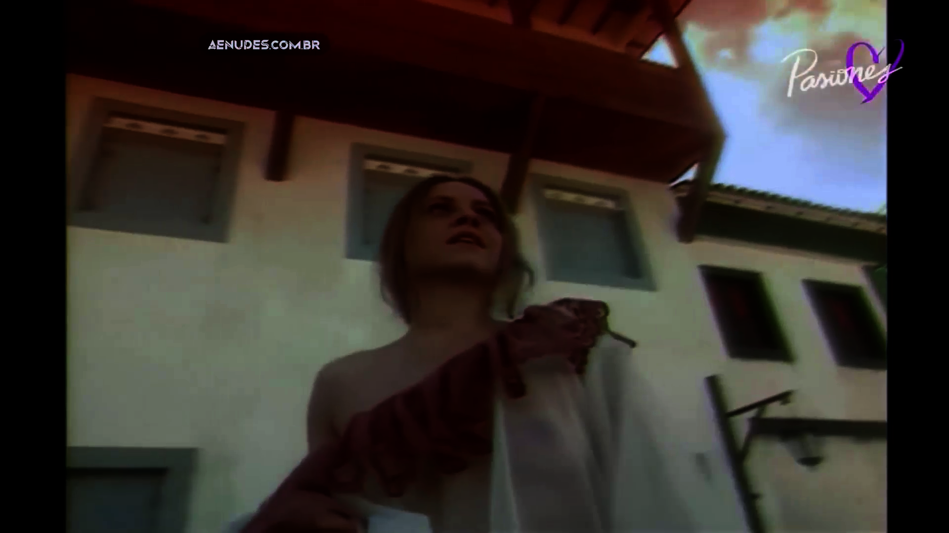 Drica Moraes nua pelada em Xica da Silva