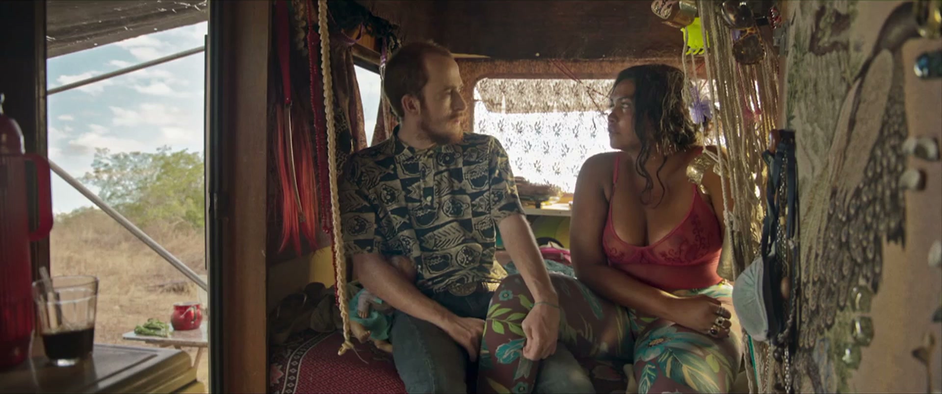 Gaby Amarantos nua pelada em Serial Kelly