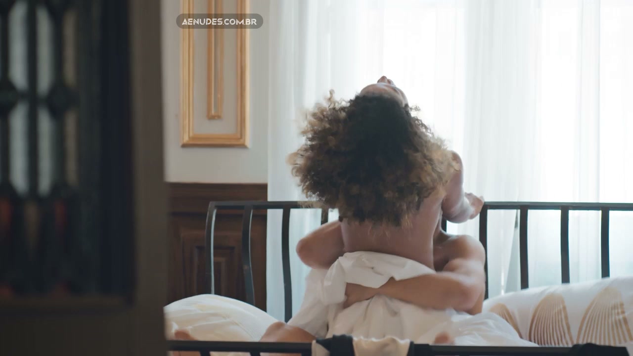 Atriz barbara reis nua