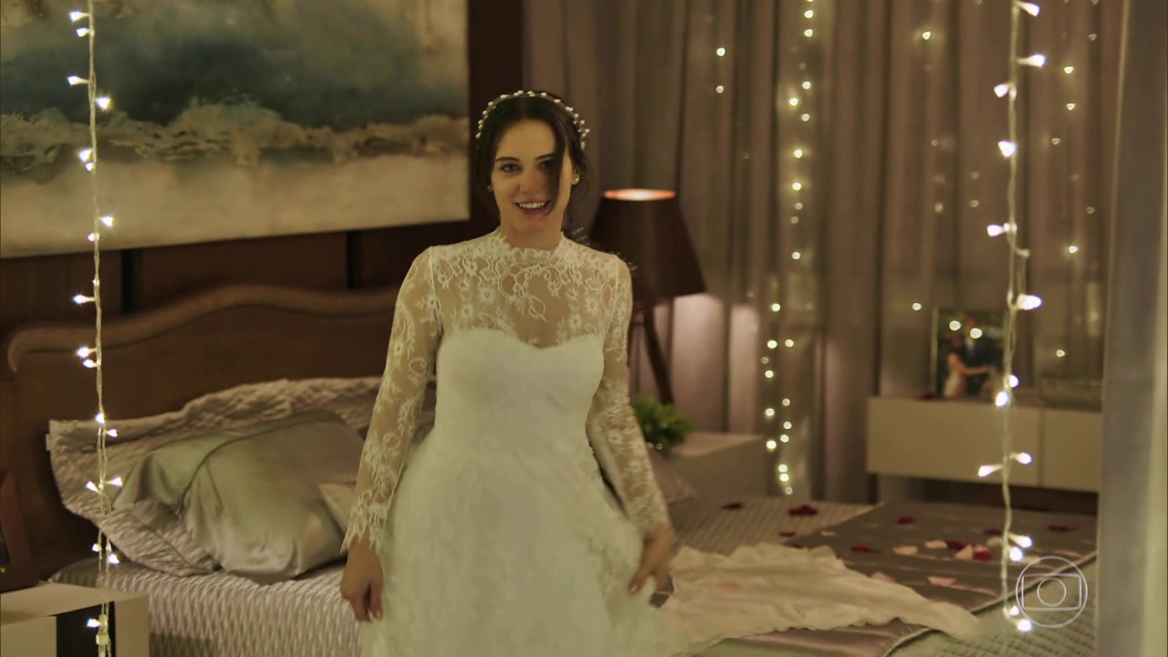 Bianca Bin nua pelada em O Outro lado do Paraíso