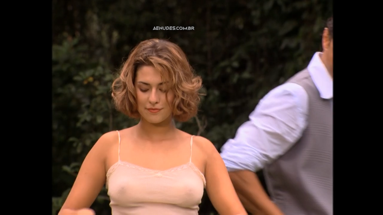 Fernanda Paes Leme nua pelada em Um Só Coração