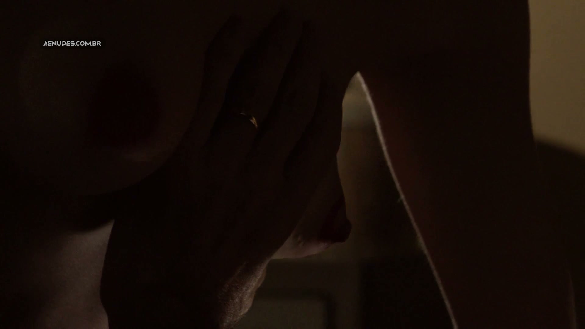 Elena Satine nua pelada em Magic City