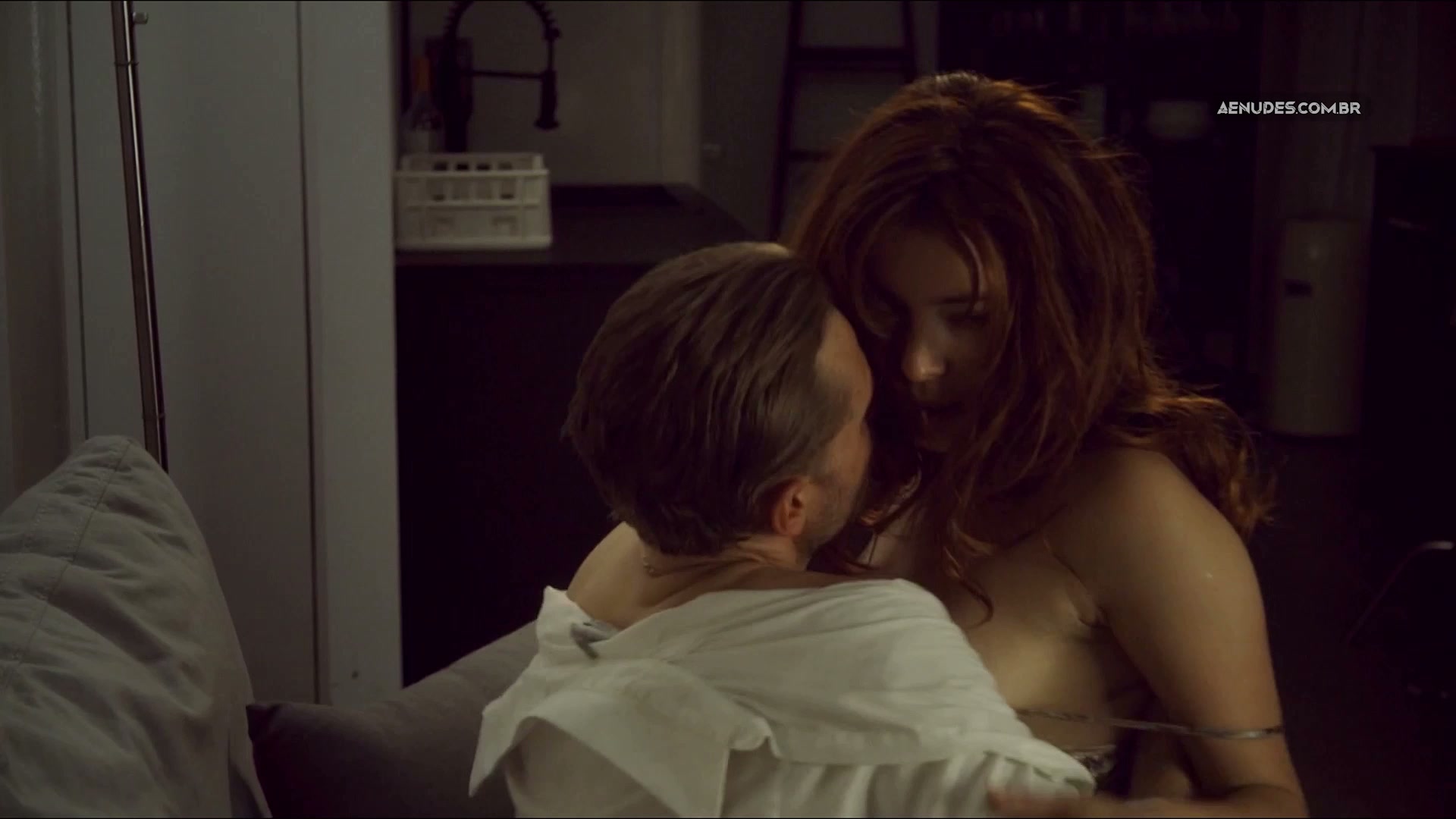 Elena Satine nua pelada em Payback