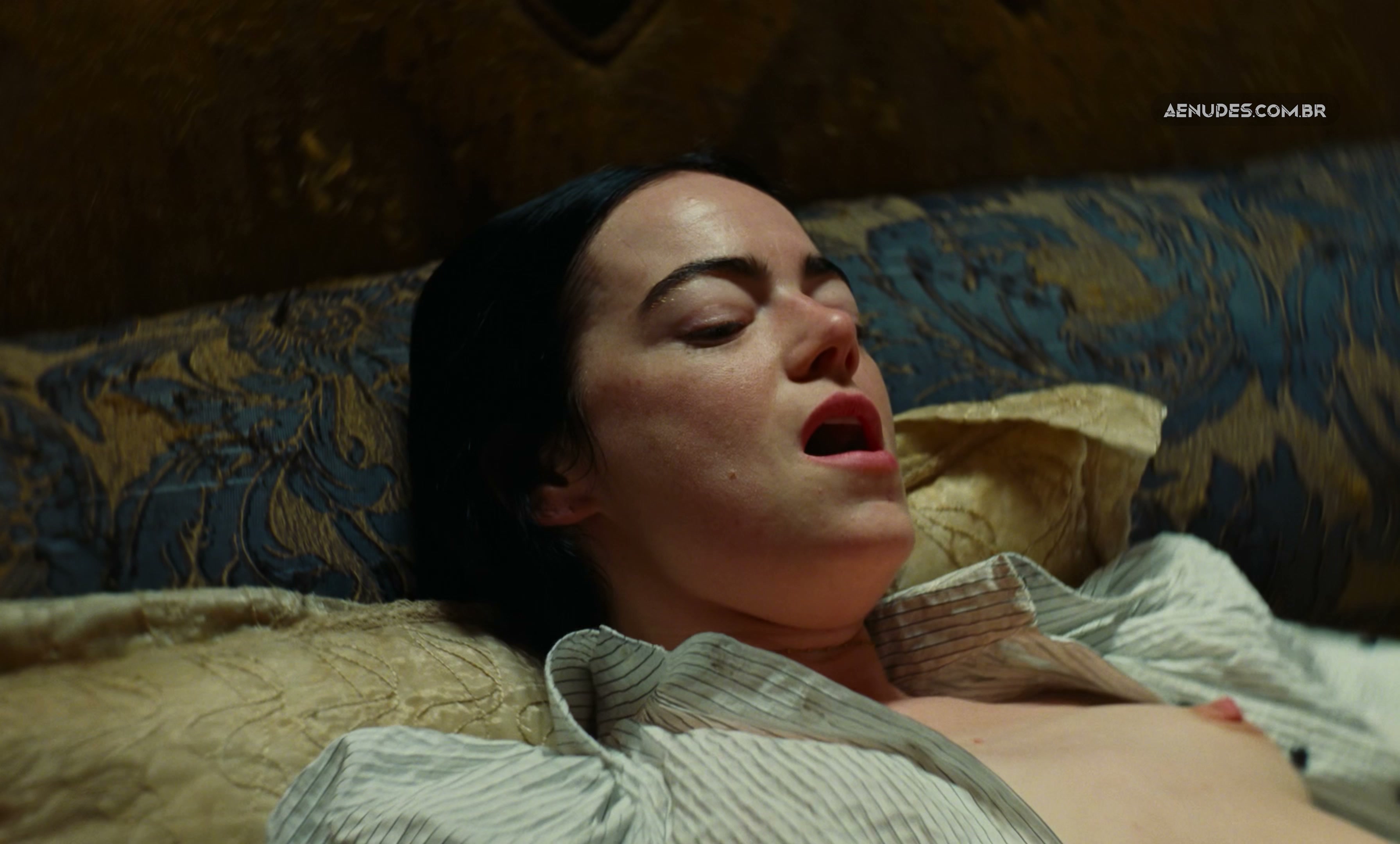 Emma Stone nua pelada em Poor Things - Pobres Criaturas