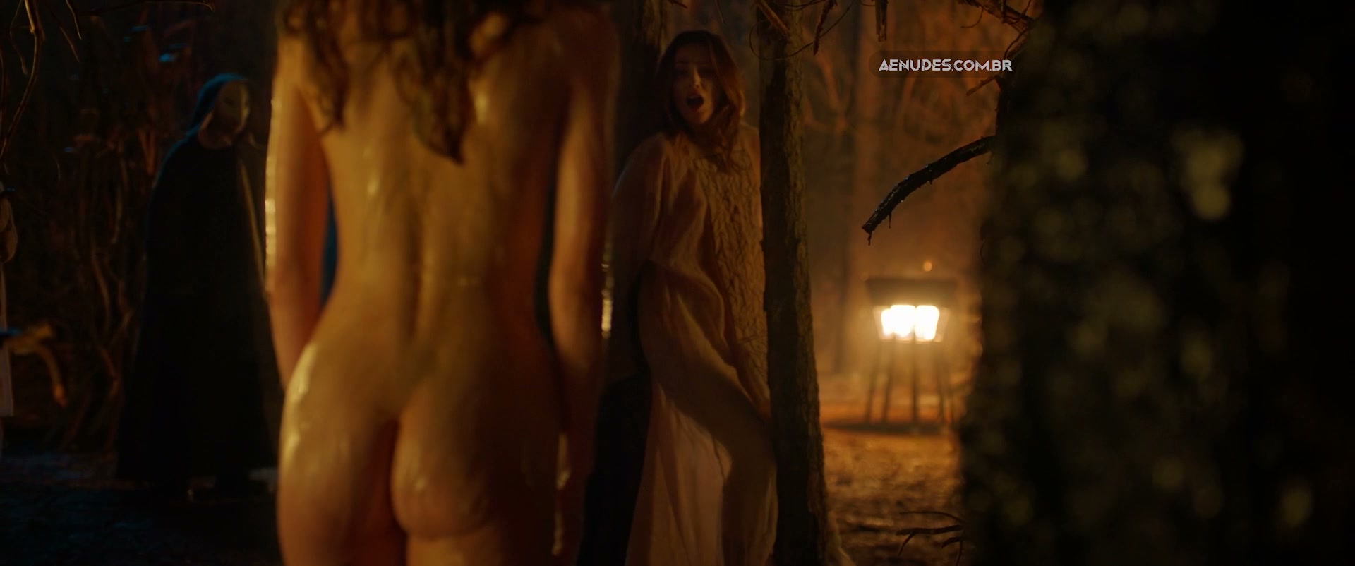 Paulina Vrublevskaya nua pelada em Succubus