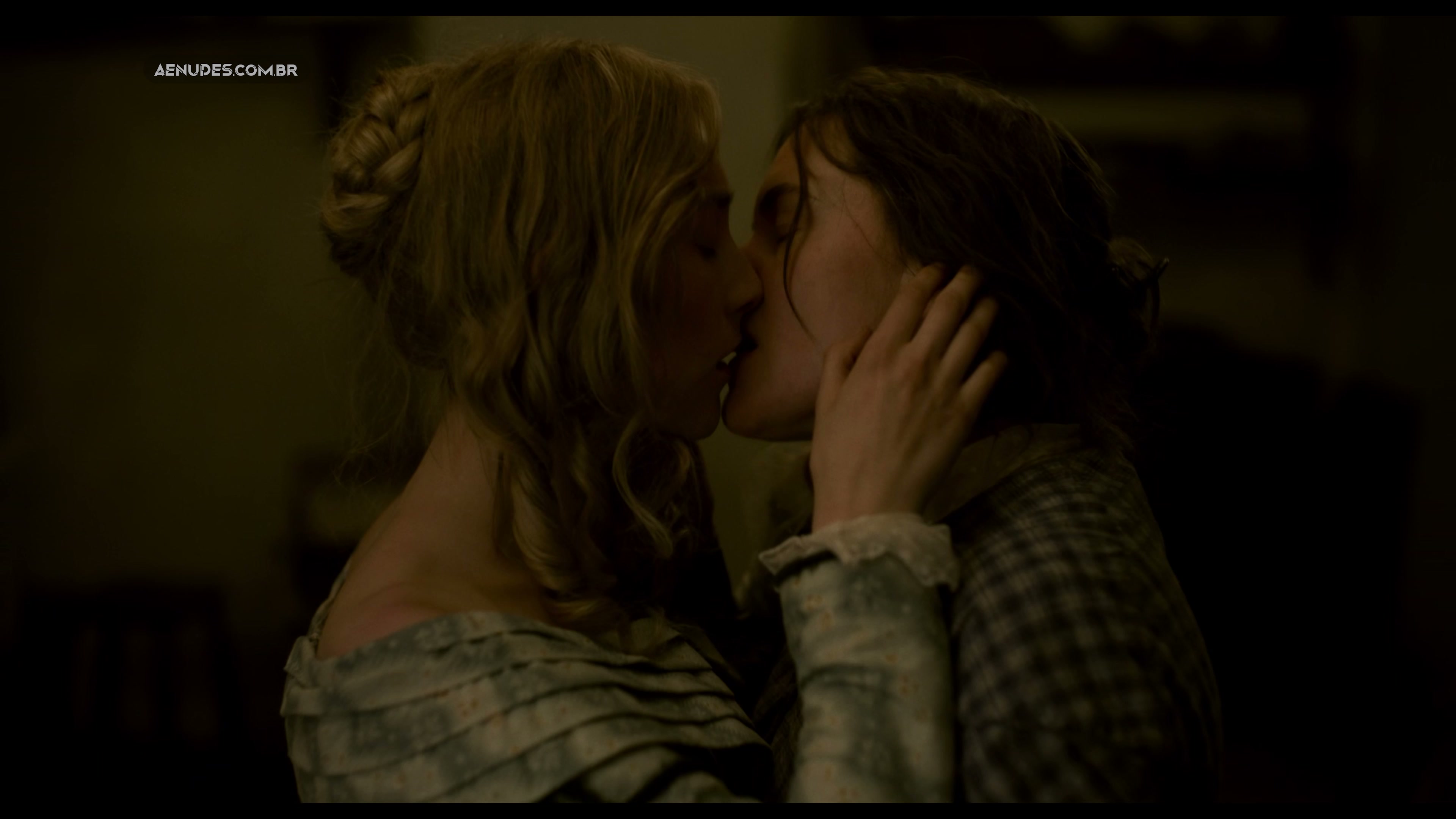 Saoirse Ronan Kate Winslet nua pelada em Ammonite