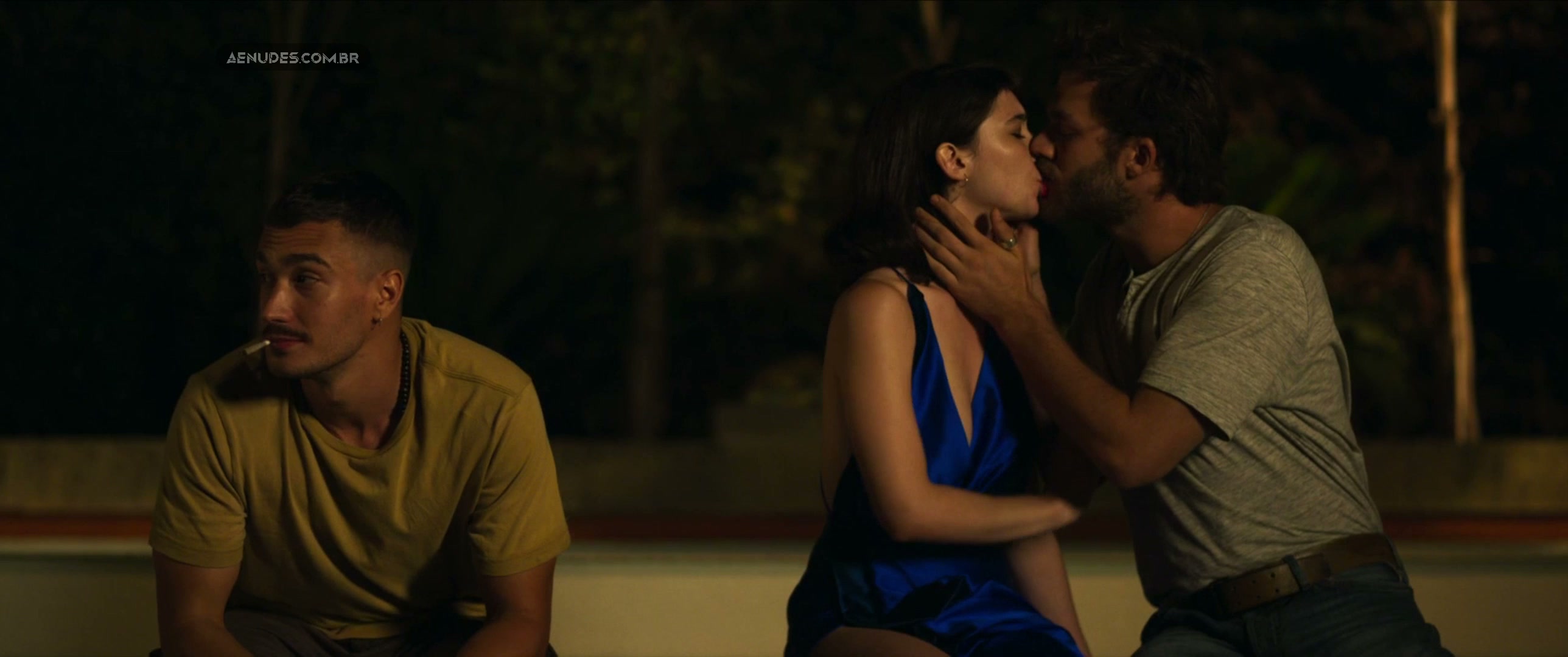 Matilda de Angelis nua pelada em Reckless