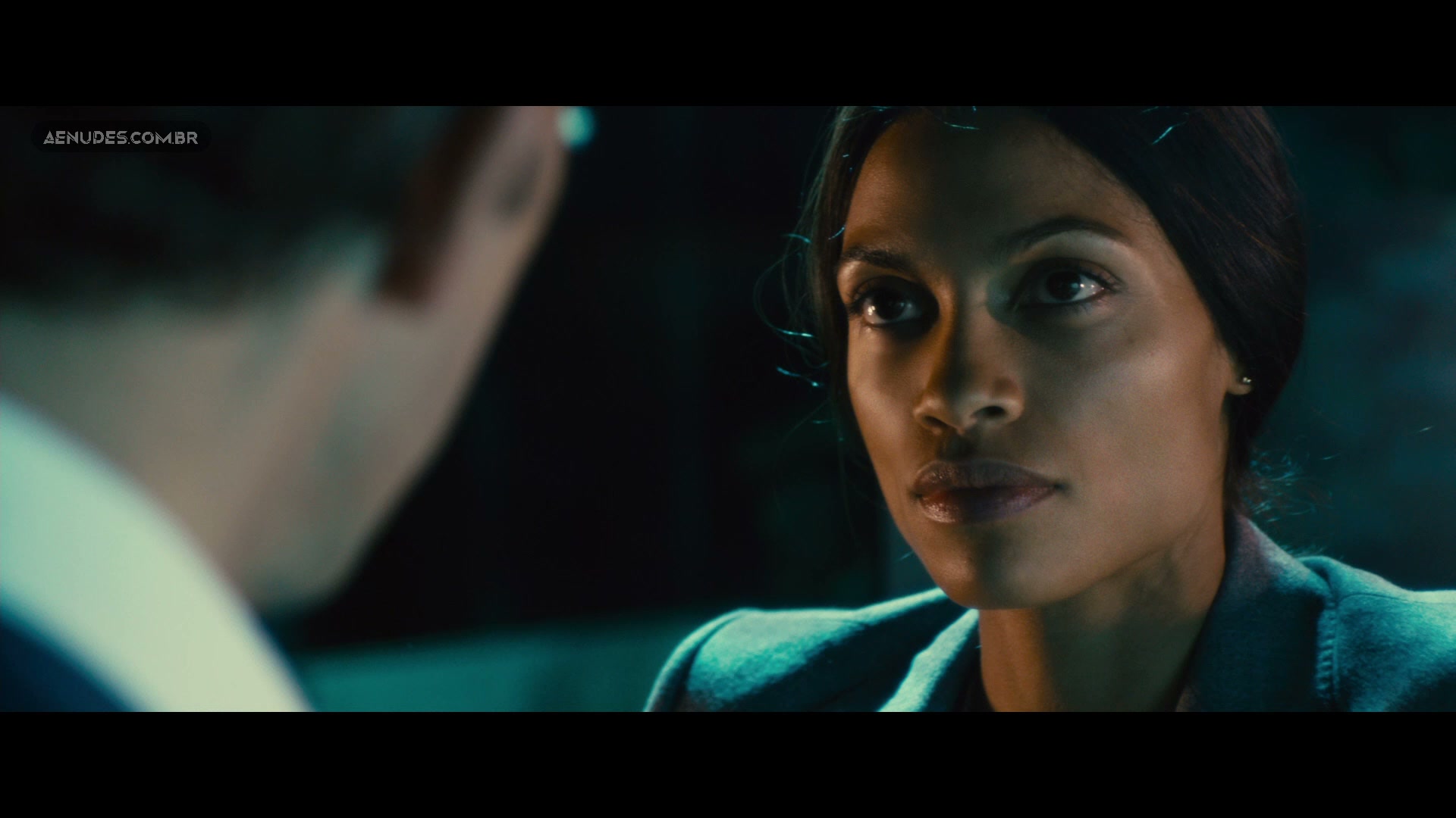 Rosario Dawson nua pelada em Em Transe (Trance)
