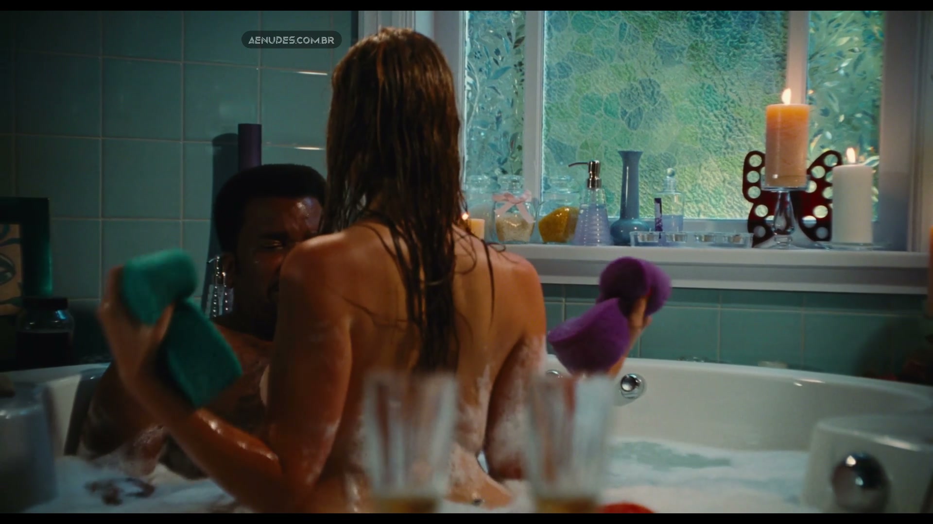 Jessica Pare nua pelada em Hot Tub Time Machine