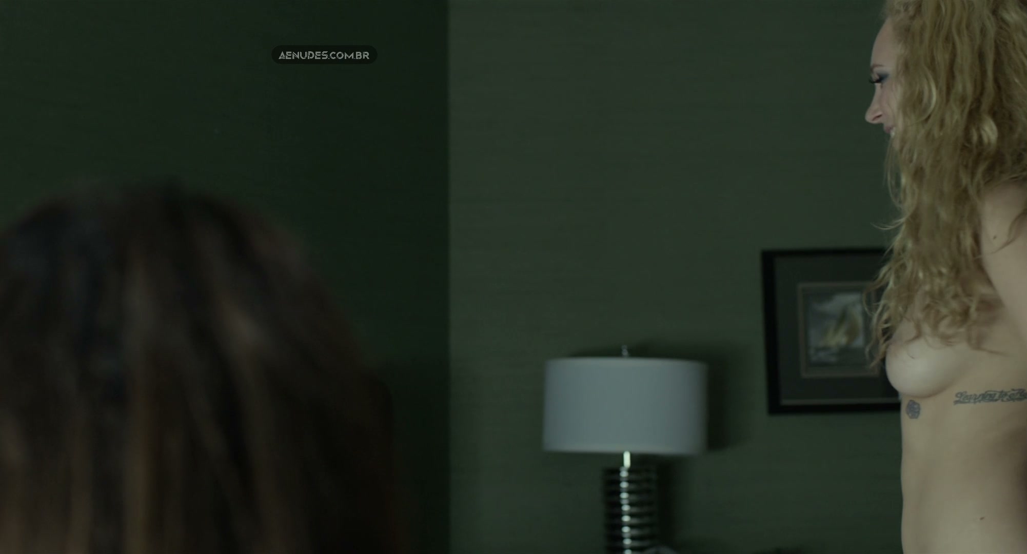 Kathryn Hahn Juno Temple nua pelada em As delicias da Tarde (Aternoon Delight)