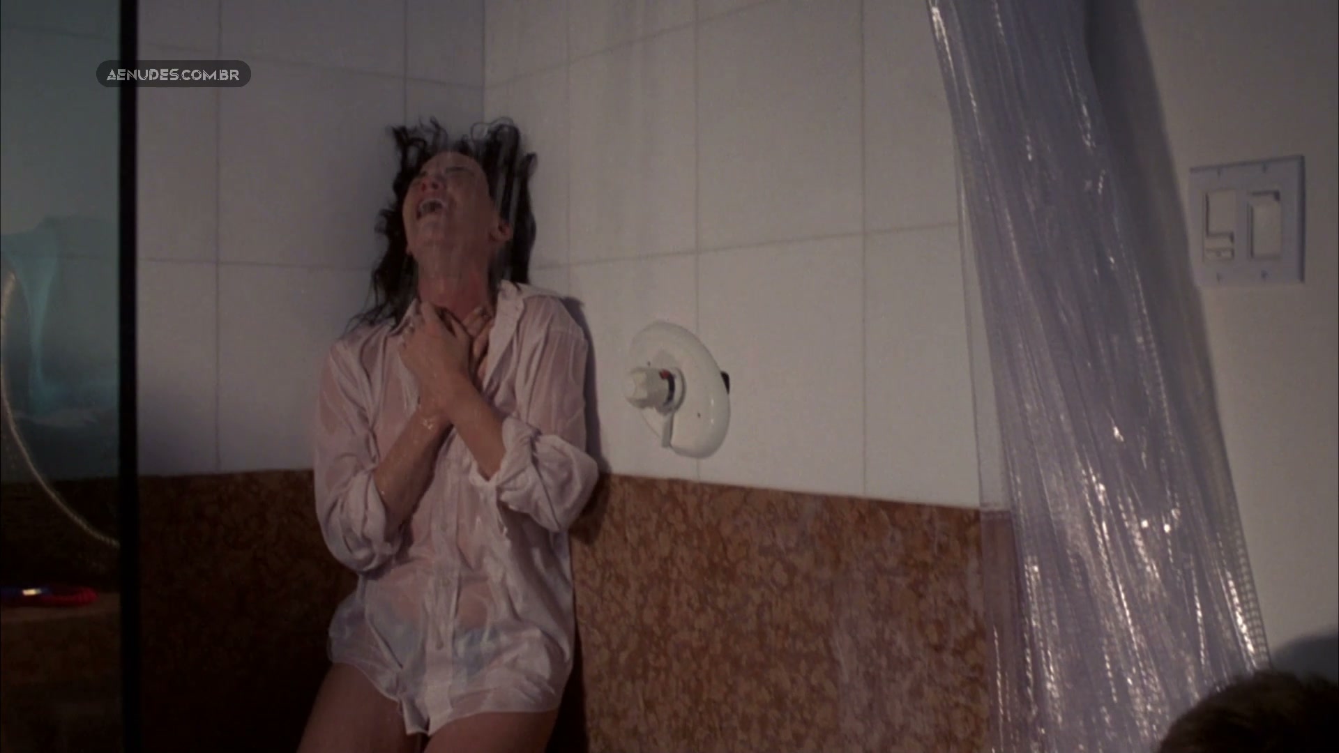 Shannon Tweed Kim Morgan Greene nua pelada em Intenções Perigosas (Scorned 1994)