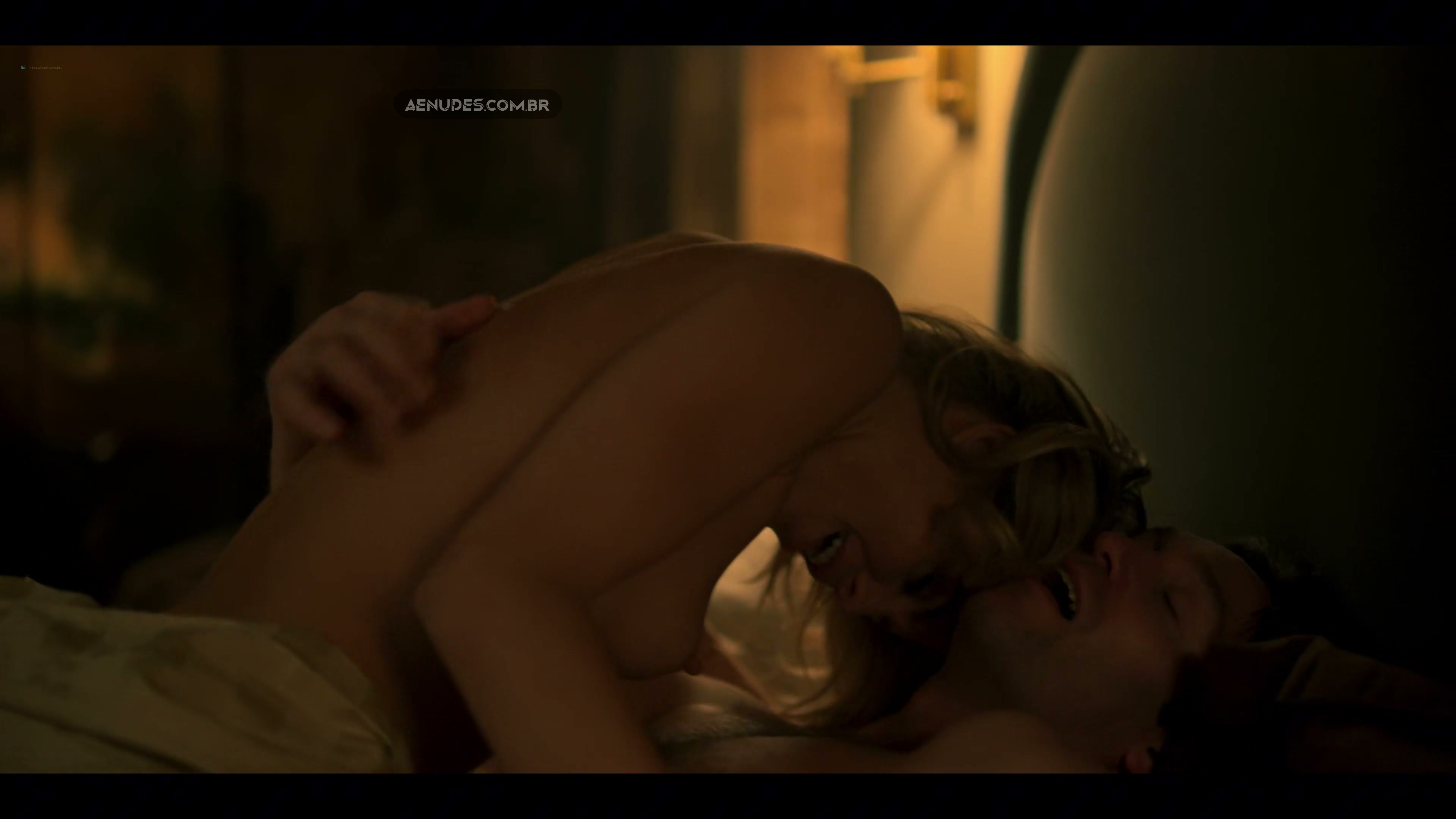 Annalynne McCord nua pelada cena de sexo em Power Book lll Raising Kanan