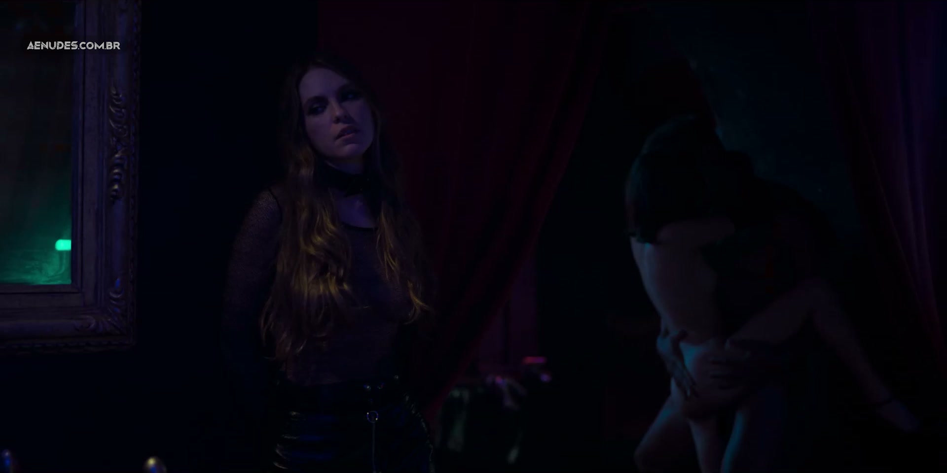 Jade Pedri nua pelada cena de sexo em Supersex