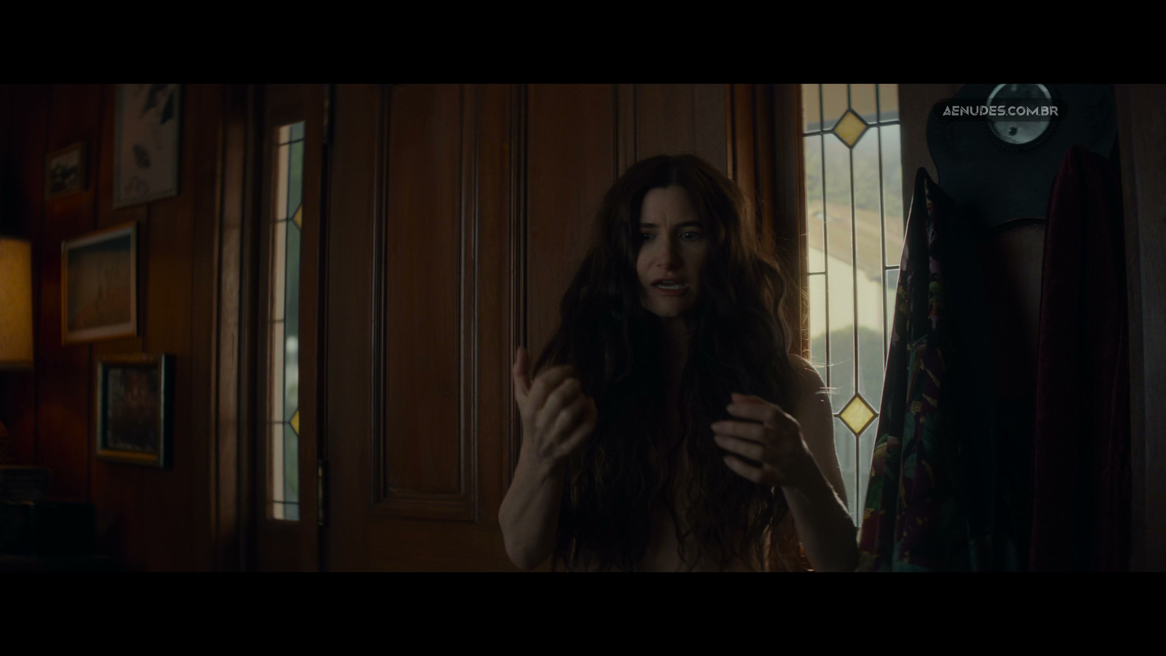 Kathryn Hahn nua pelada cena de sexo em Agatha Desde Sempre
