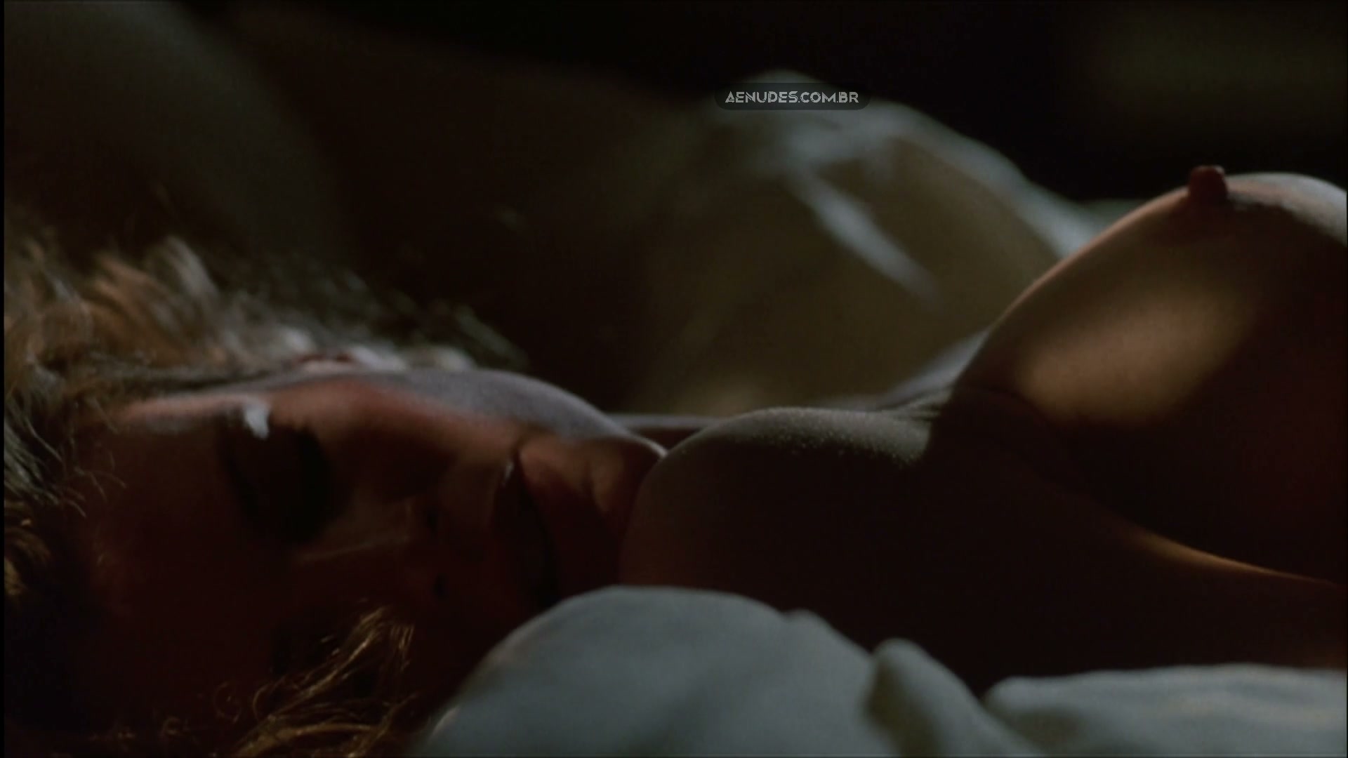 Kim Basinger nua pelada cena de sexo em Segundas Intenções, 1999 (Cruel Intentions)