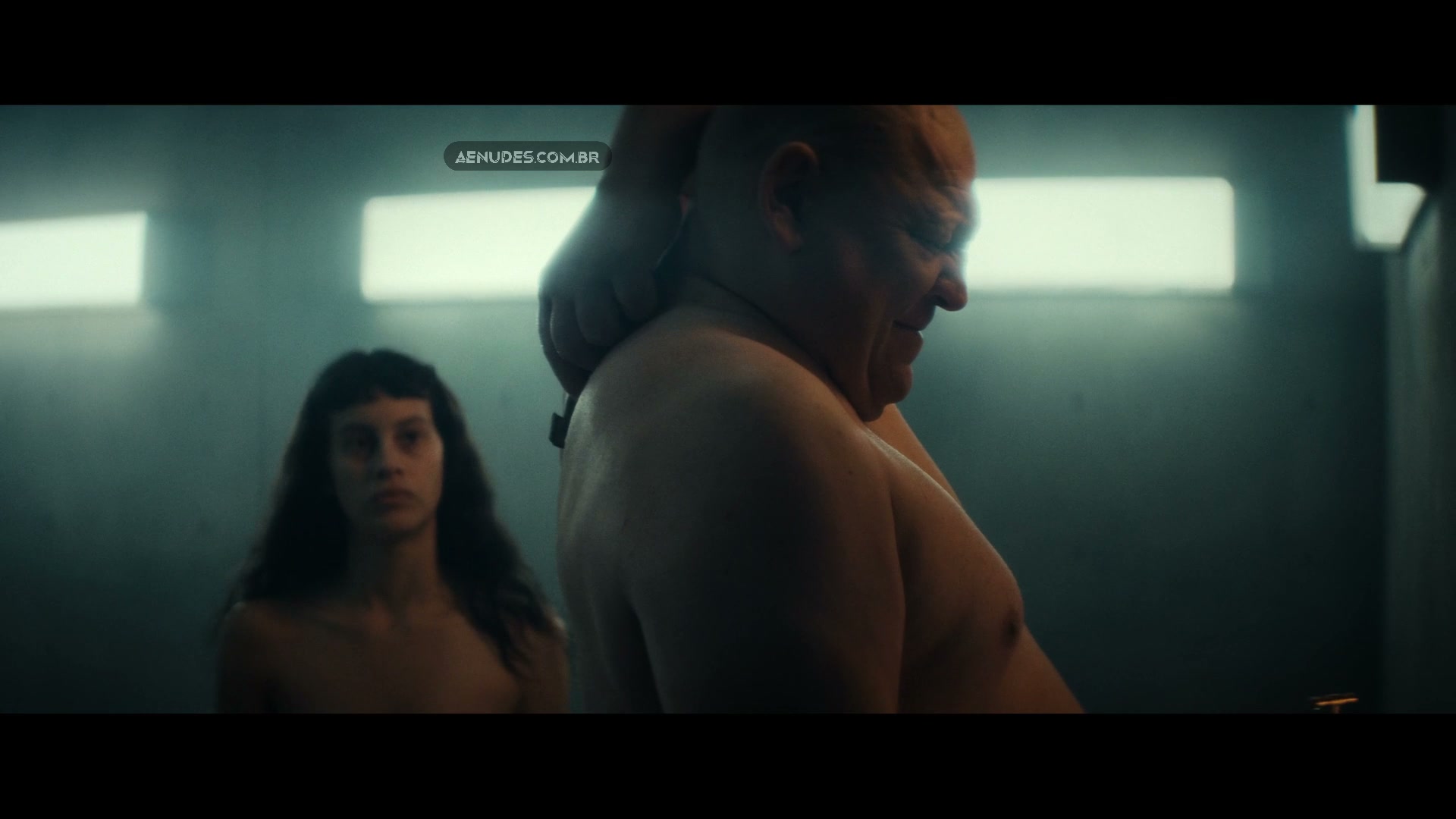 Milena smit Natalia Tena nua pelada cena de sexo em O Poço 2