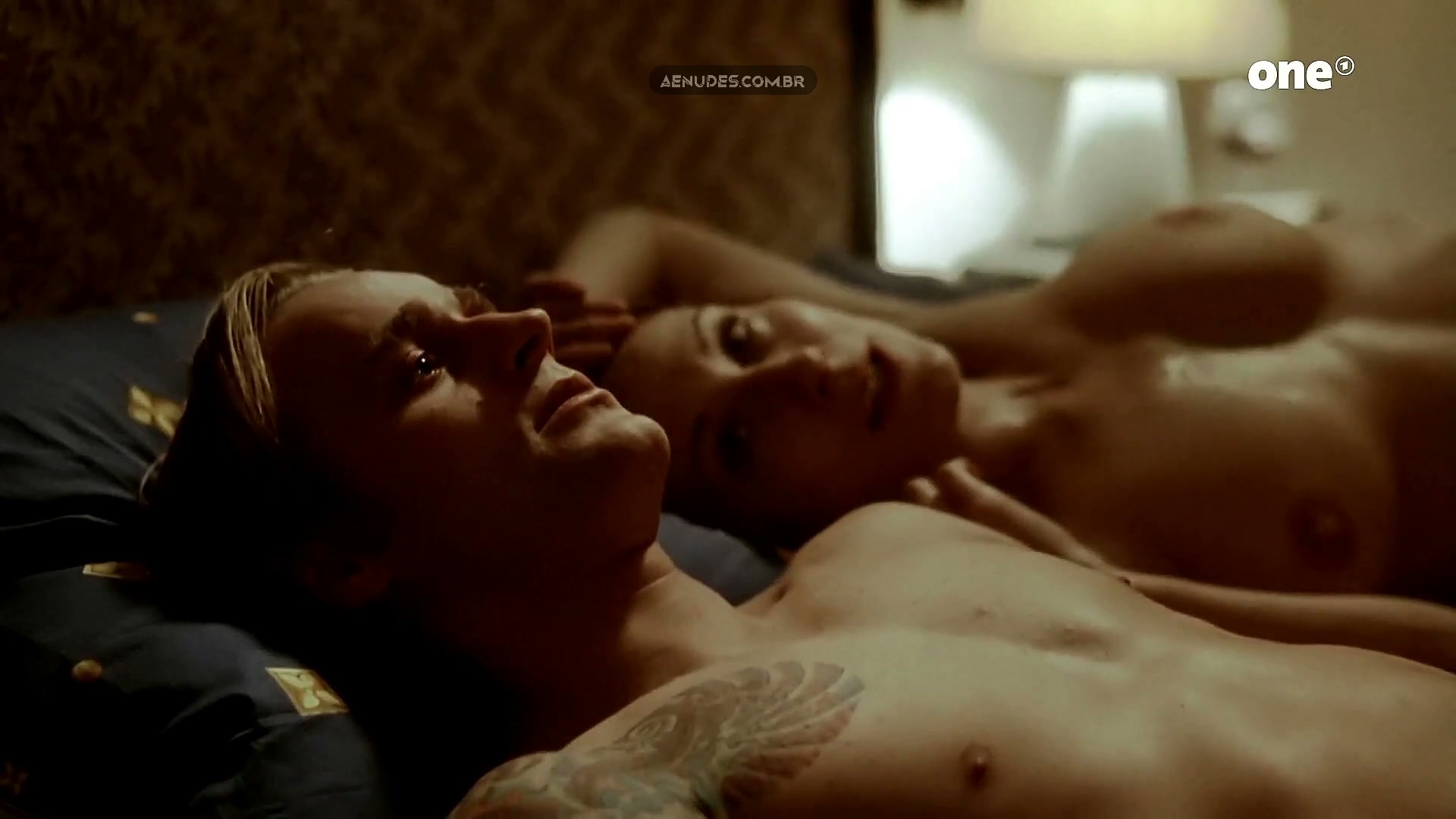 Andrea Sawatzki nua pelada cena de sexo em Harte Jungs, The Experiment