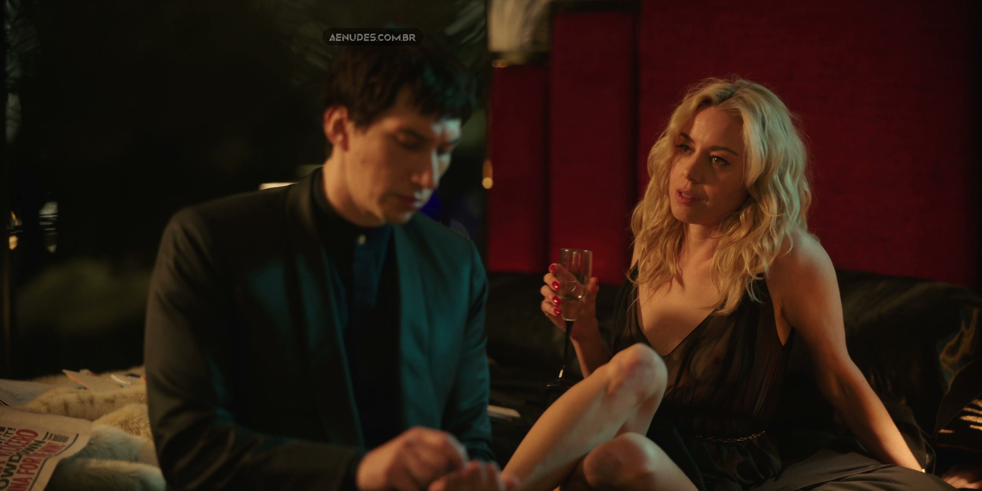 Aubrey Plaza nua pelada cena de sexo em Megalopolis