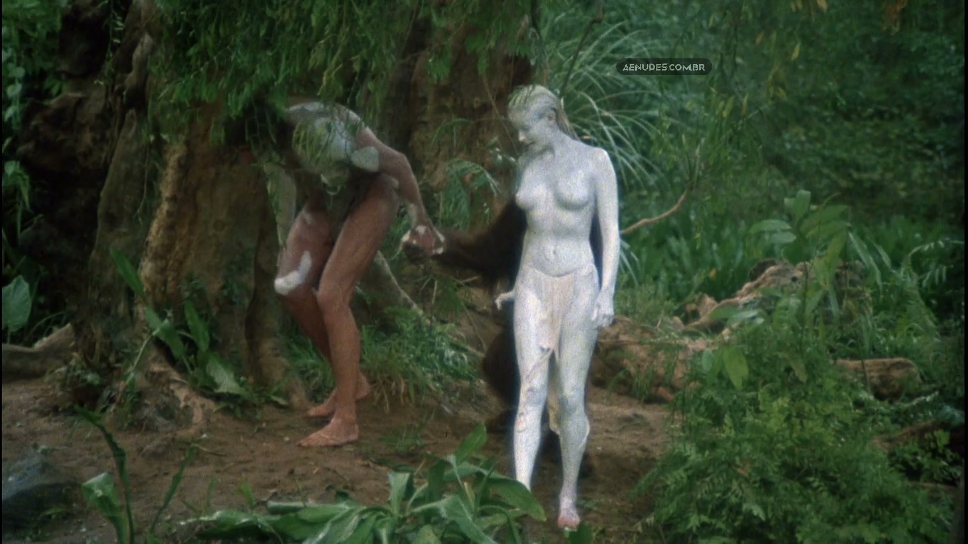 Bo Derek nua pelada cena de sexo em Tarzan, O Filho das Selvas