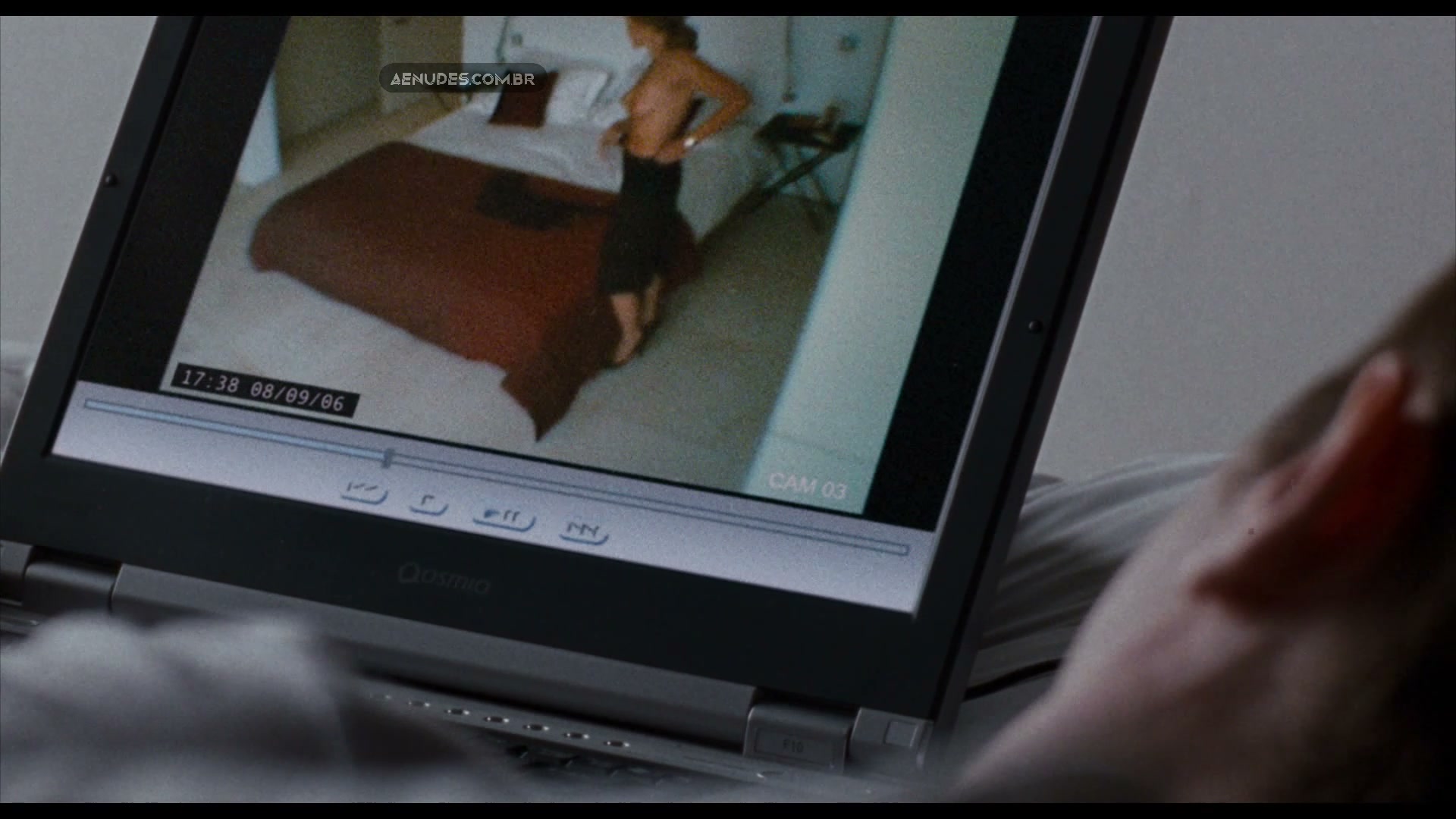 Gillian Anderson nua pelada cena de sexo em Straightheads (Olho por Olho)
