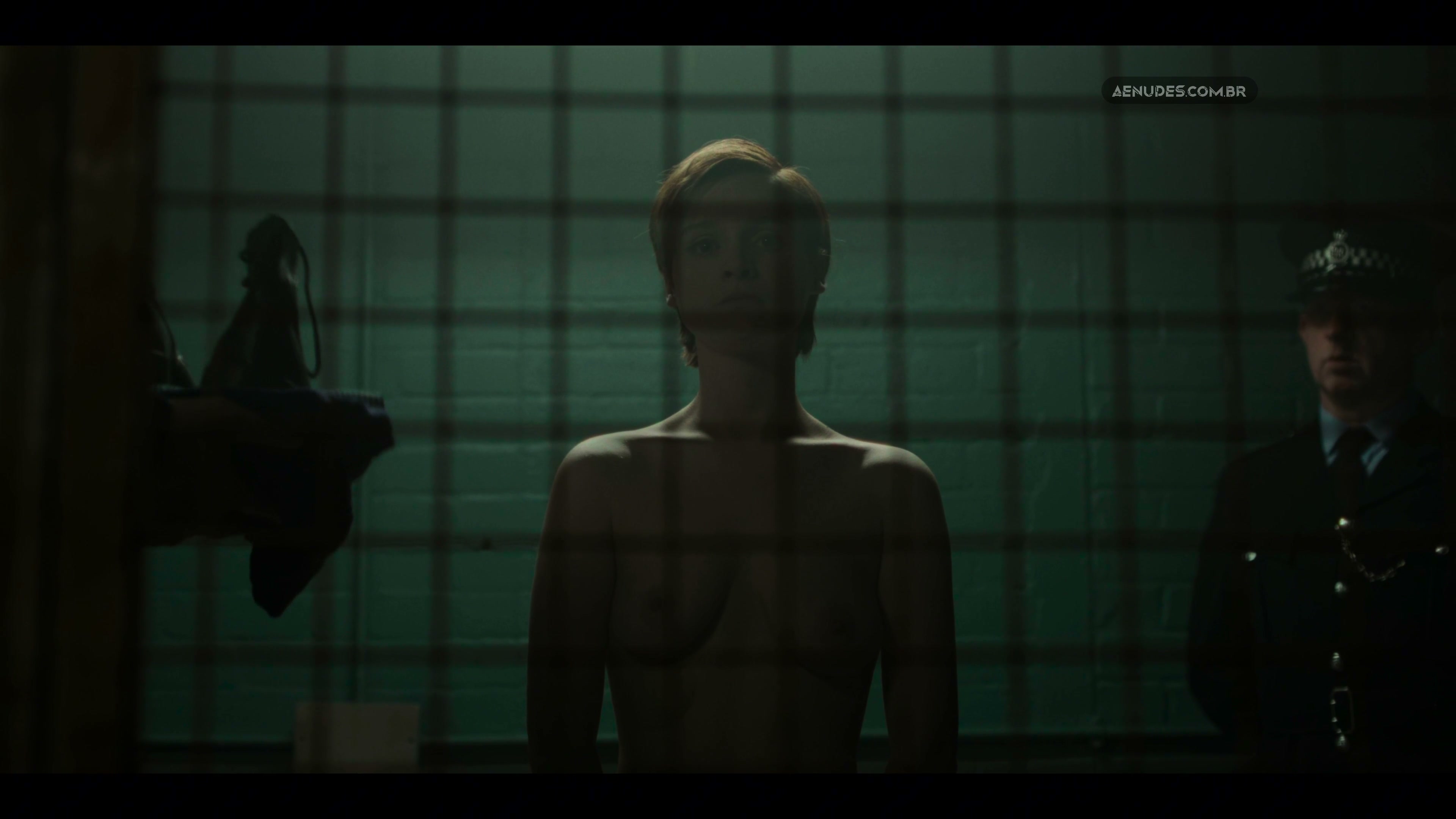 Hazel Doupe Lola Petticrew nua pelada cena de sexo em Say Nothing (2024)