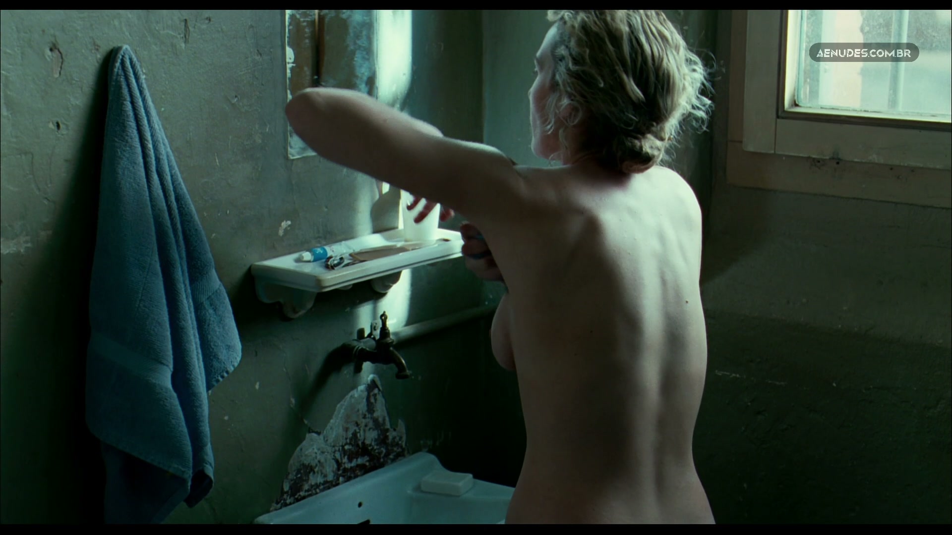 Kate Winslet nua pelada cena de sexo em O Leitor (The Reader)