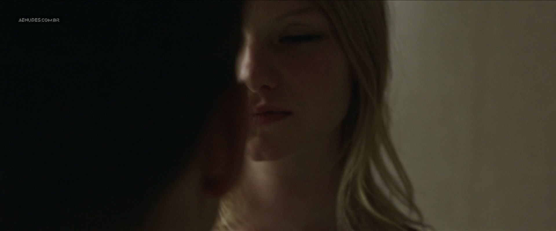 Roosa Soderholm nua pelada cena de sexo em Baby Jane, 2019