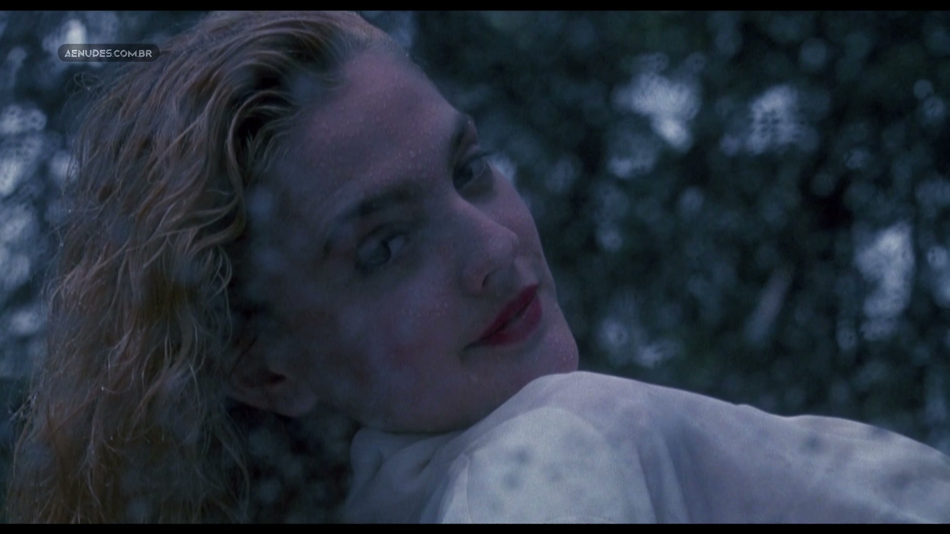 Drew Barrymore nua pelada cena de sexo em Poison Ivy Relacao Indecente
