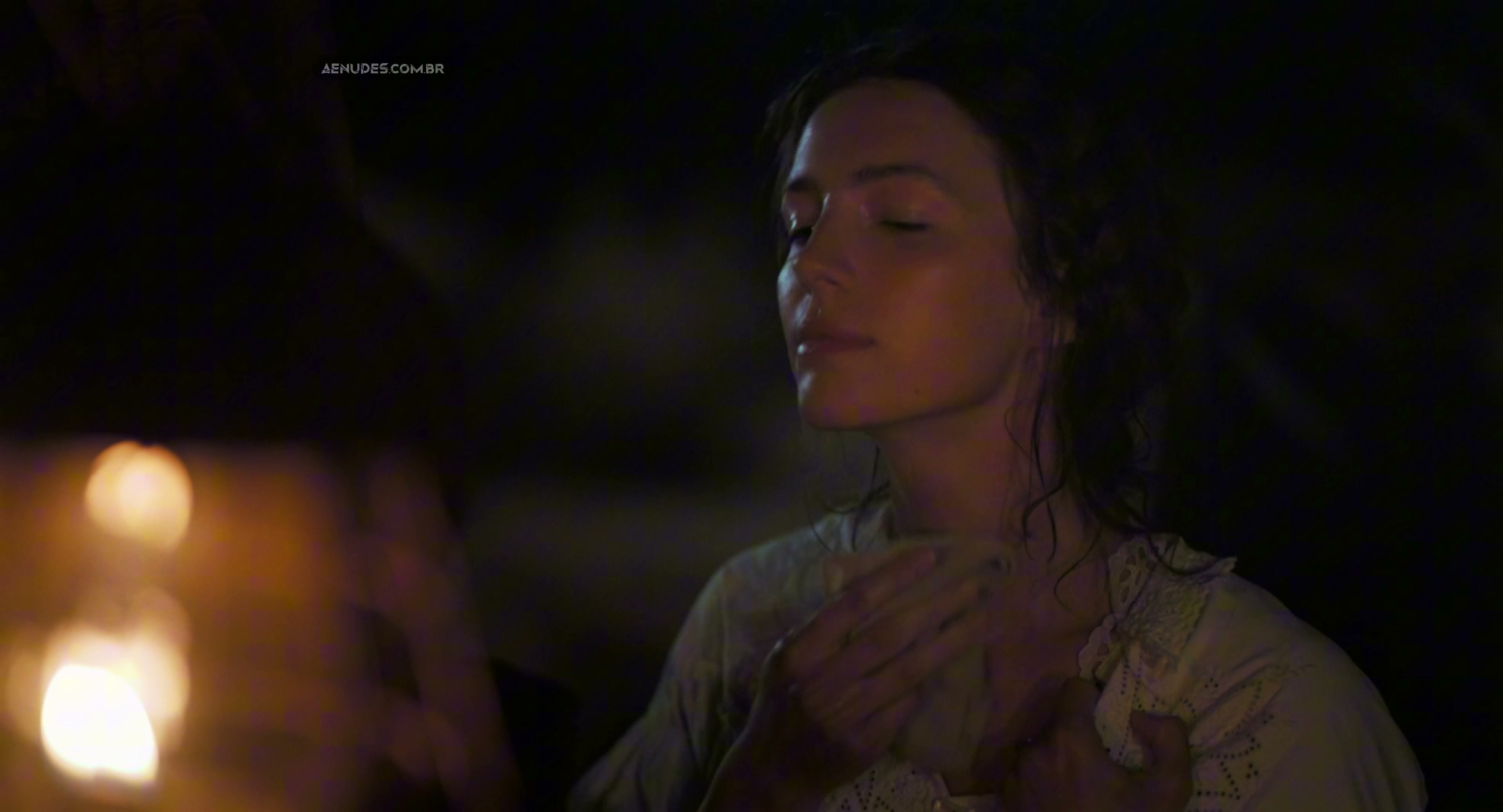 Ella Hunt nua pelada cena de sexo em Horizon: An American Saga