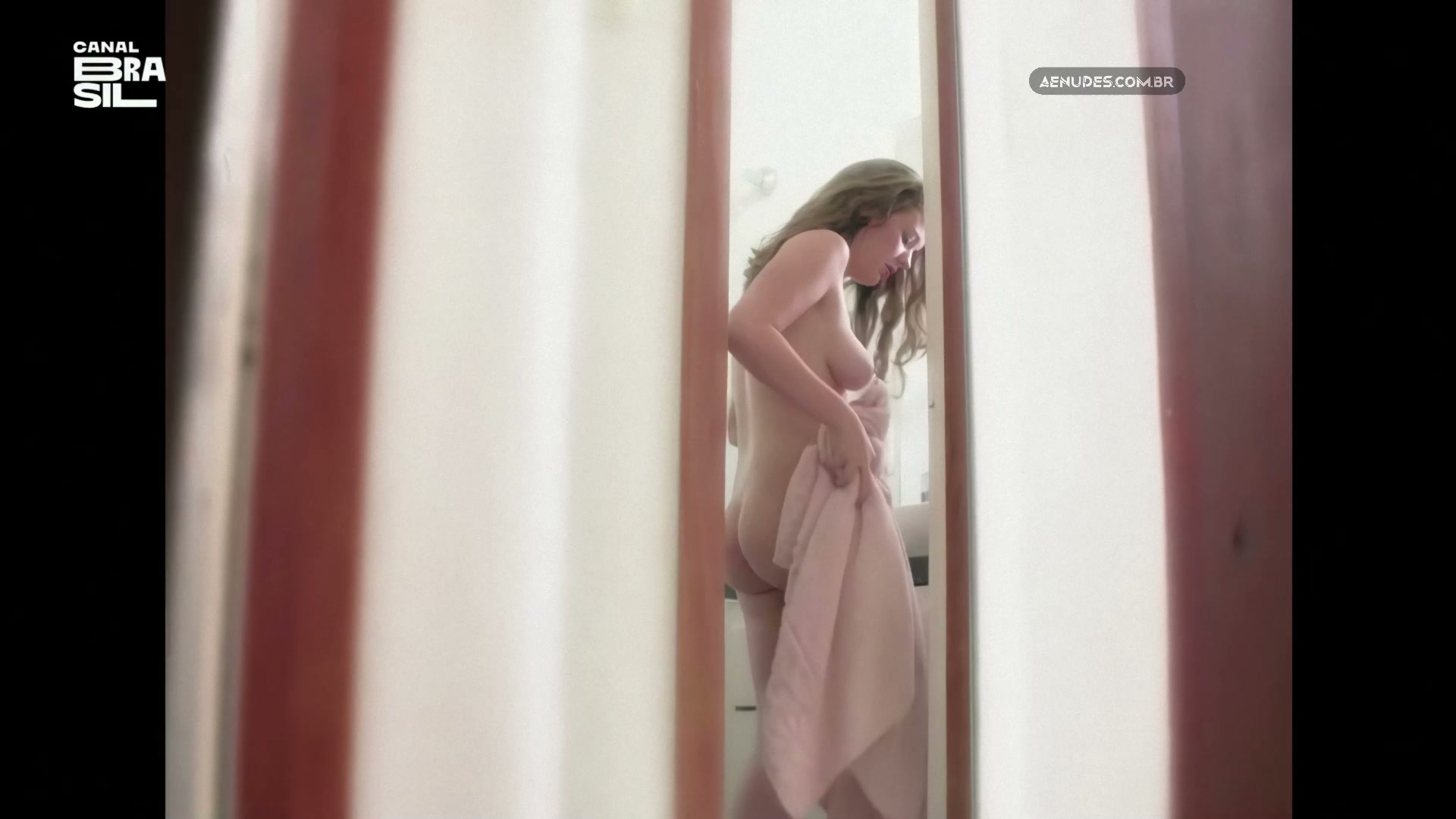 Maria Clara Strambi nua pelada cena de sexo em O Lodo