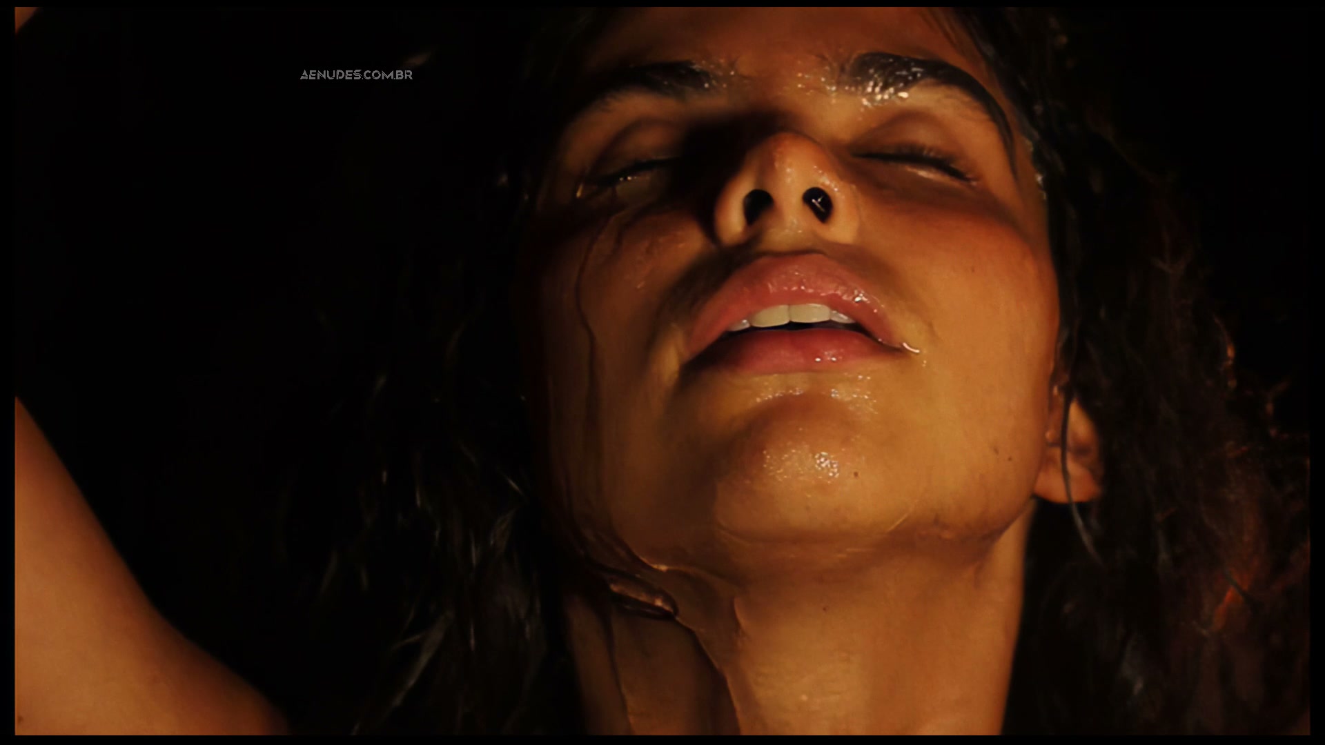 Bruna Mascarenhas nua pelada cena de sexo em Xamã