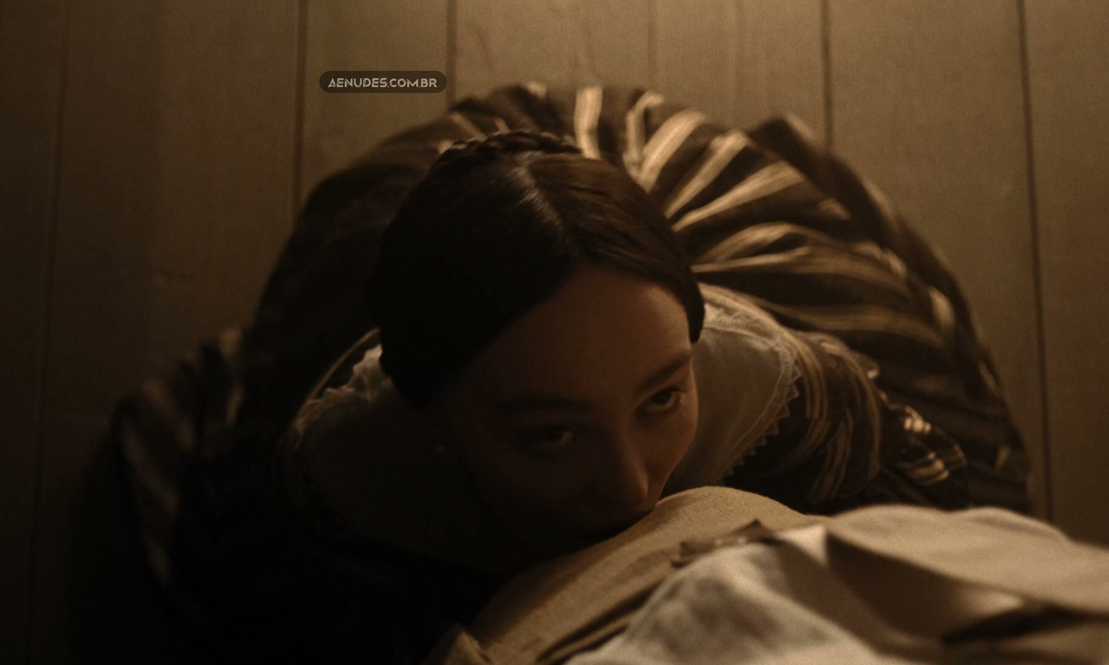 Katerina Bila Lily Rose Depp nua pelada cena de sexo em Nosferatu