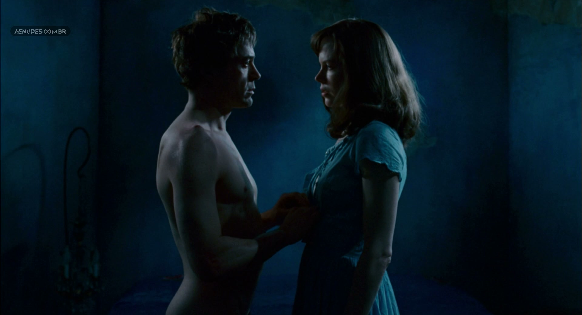 Nicole Kidman nua pelada cena de sexo em A Pele 2006