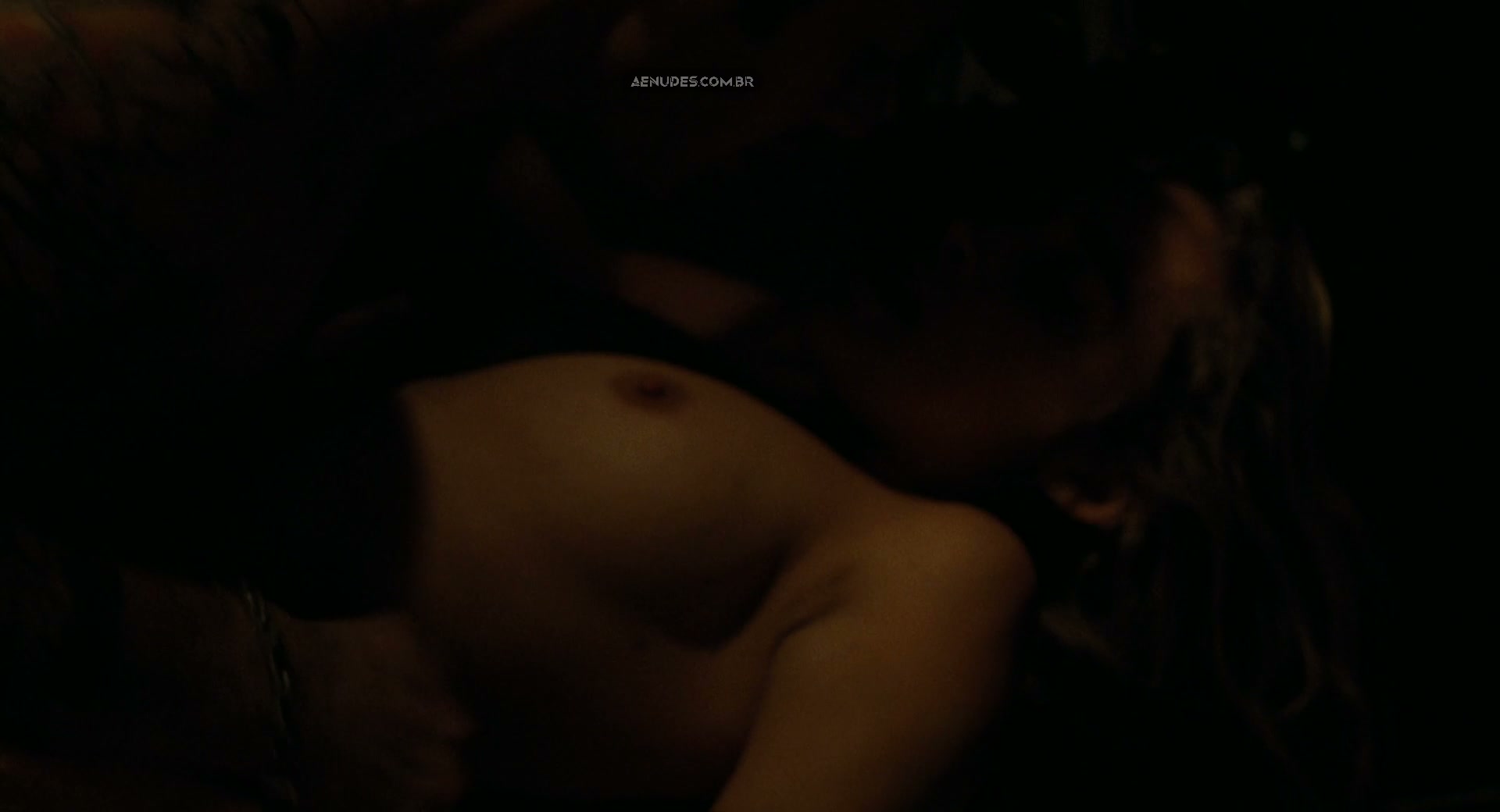 Vahina Giocante nua pelada cena de sexo em The Blonde with Bare Breast